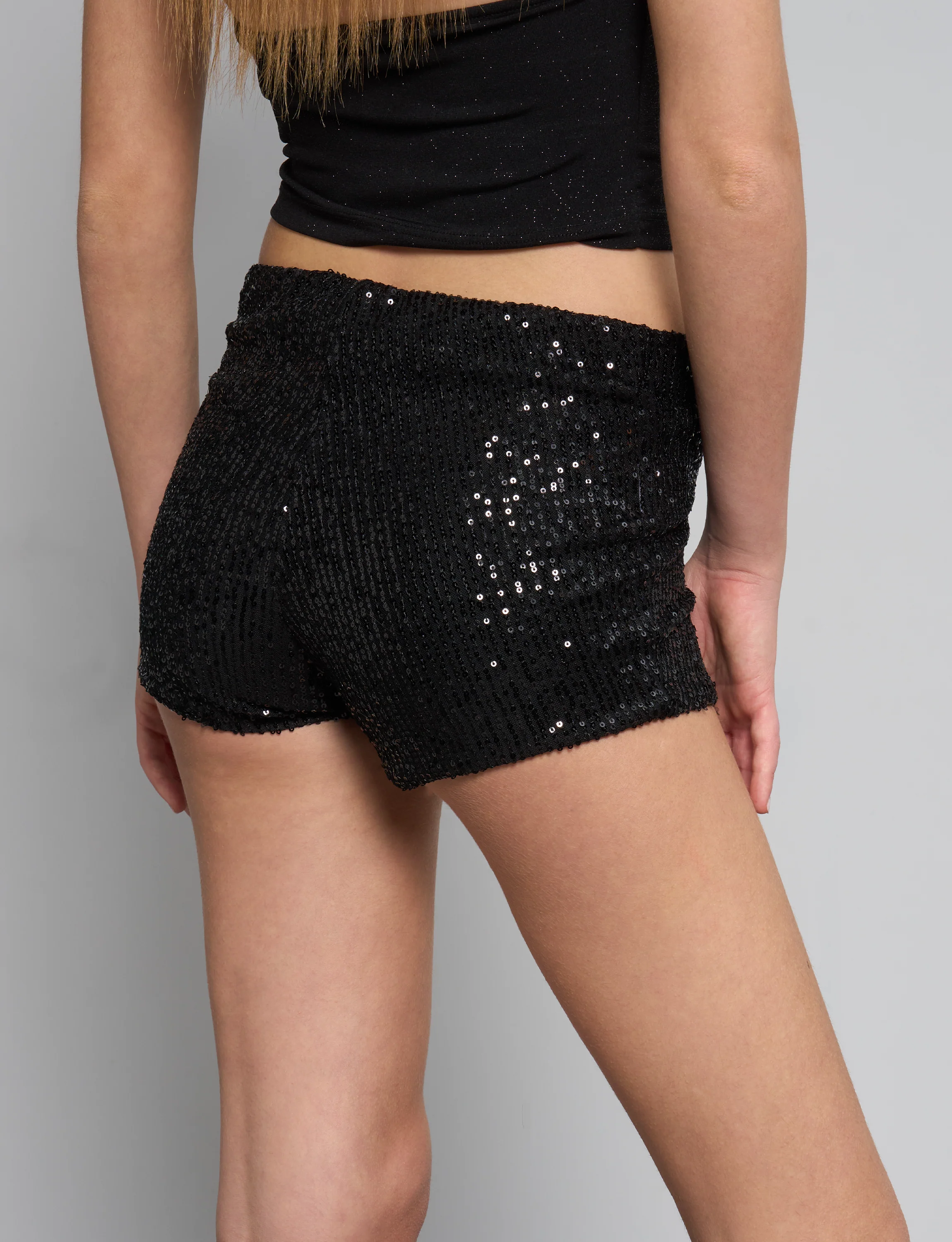 Pantaloncino culotte in paillettes incrociato - Image 3