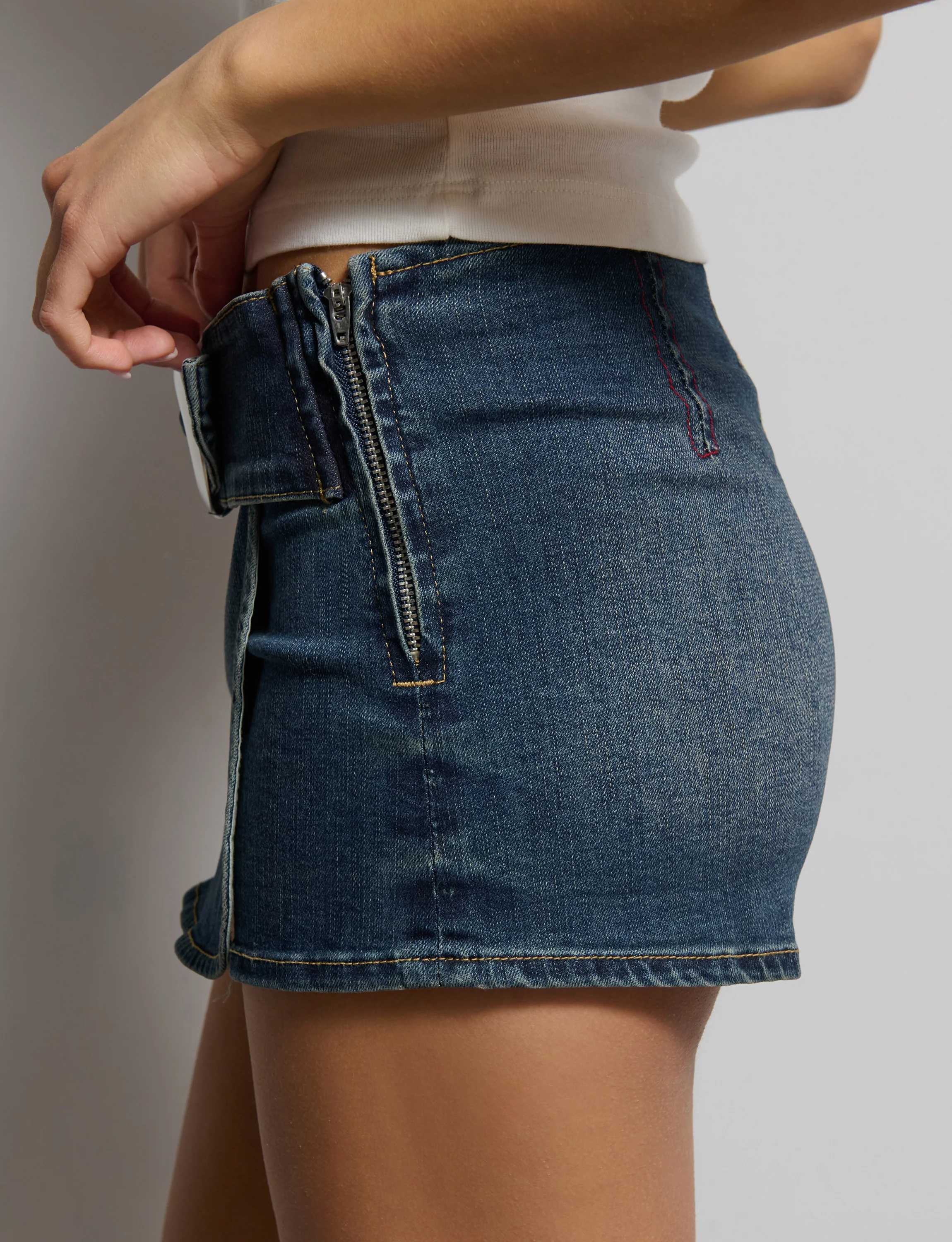 Skort in denim con cintura - Image 3