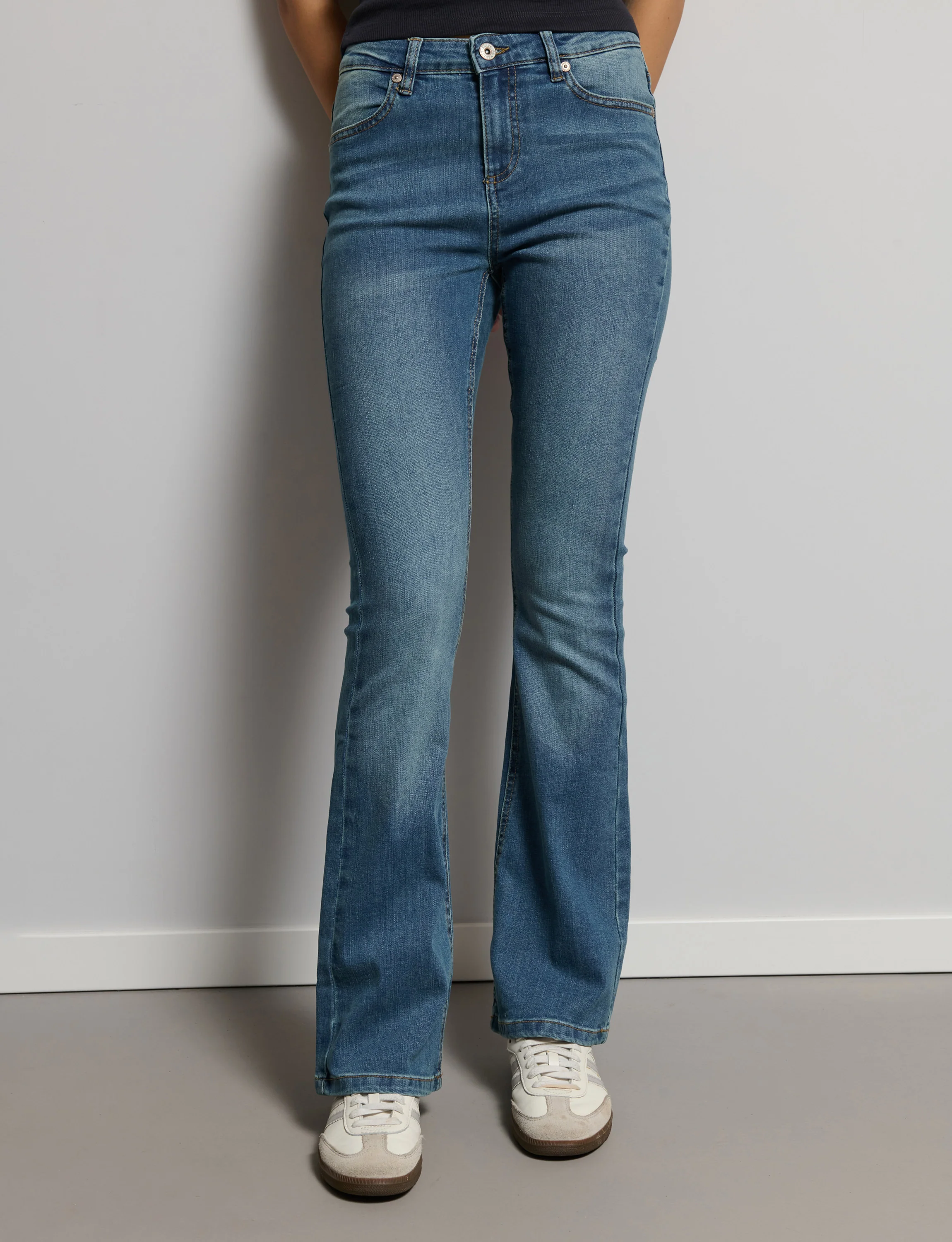 Jeans flare - Image 2