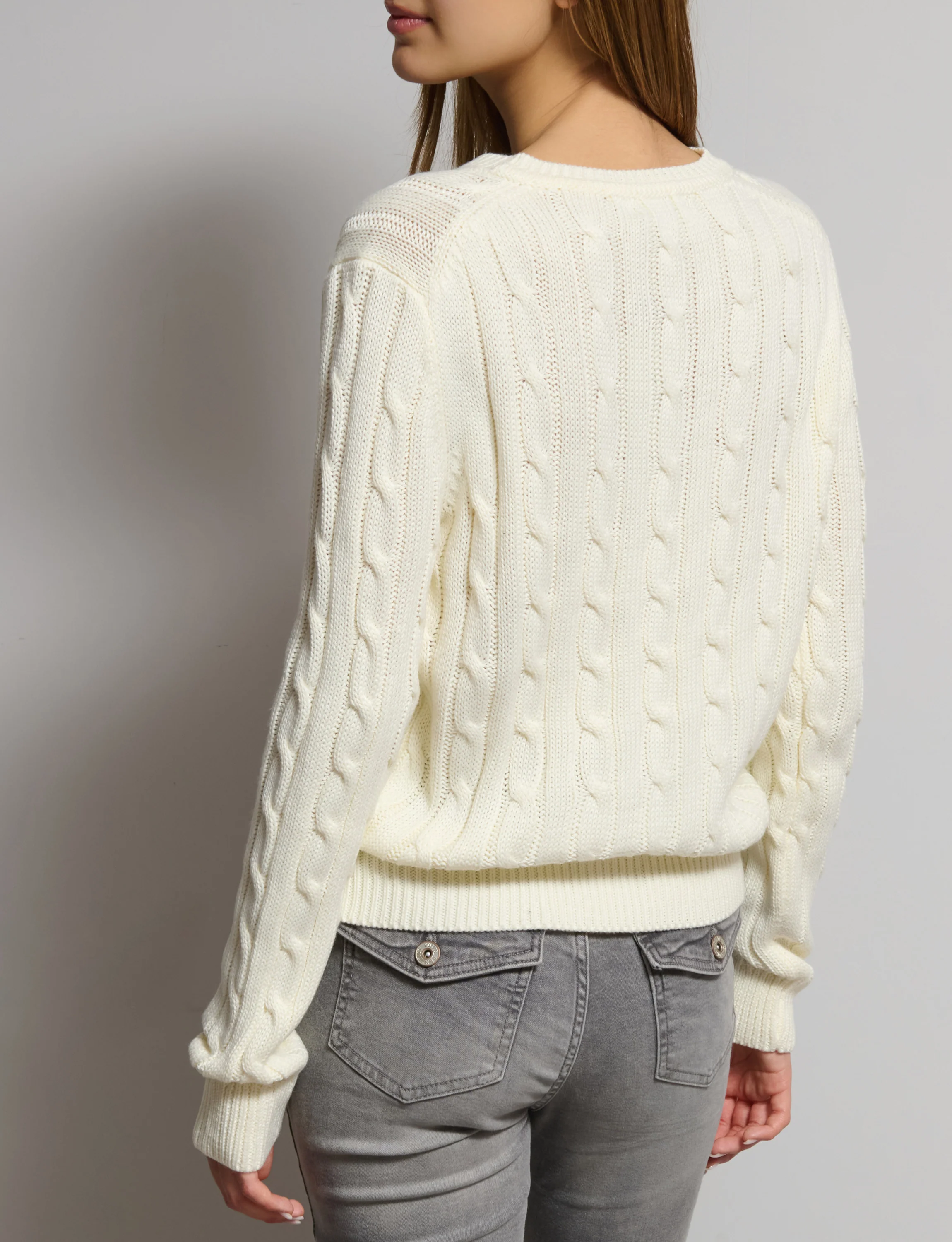 Maglione bianco a trecce - Image 4