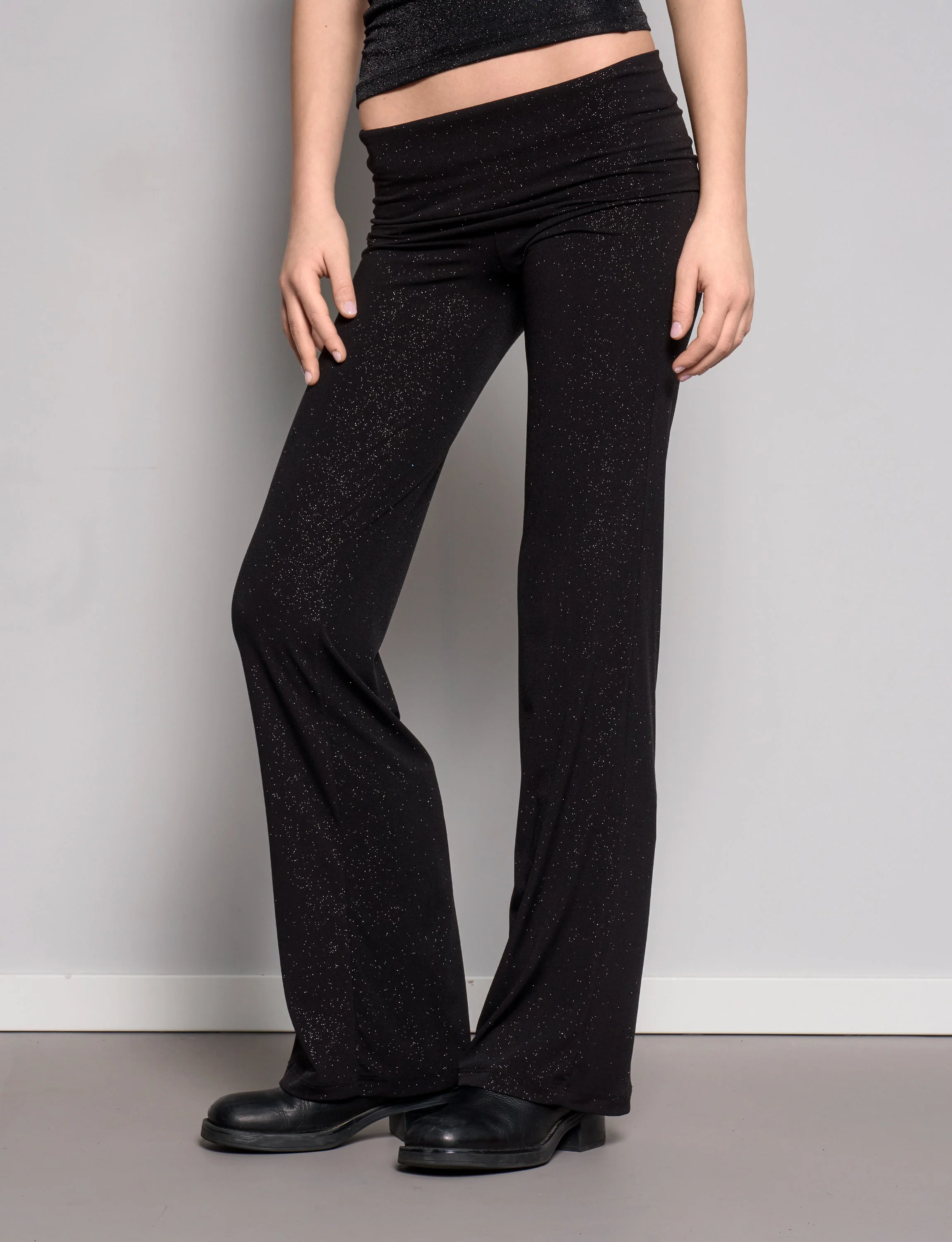 Pantaloni neri glitterati