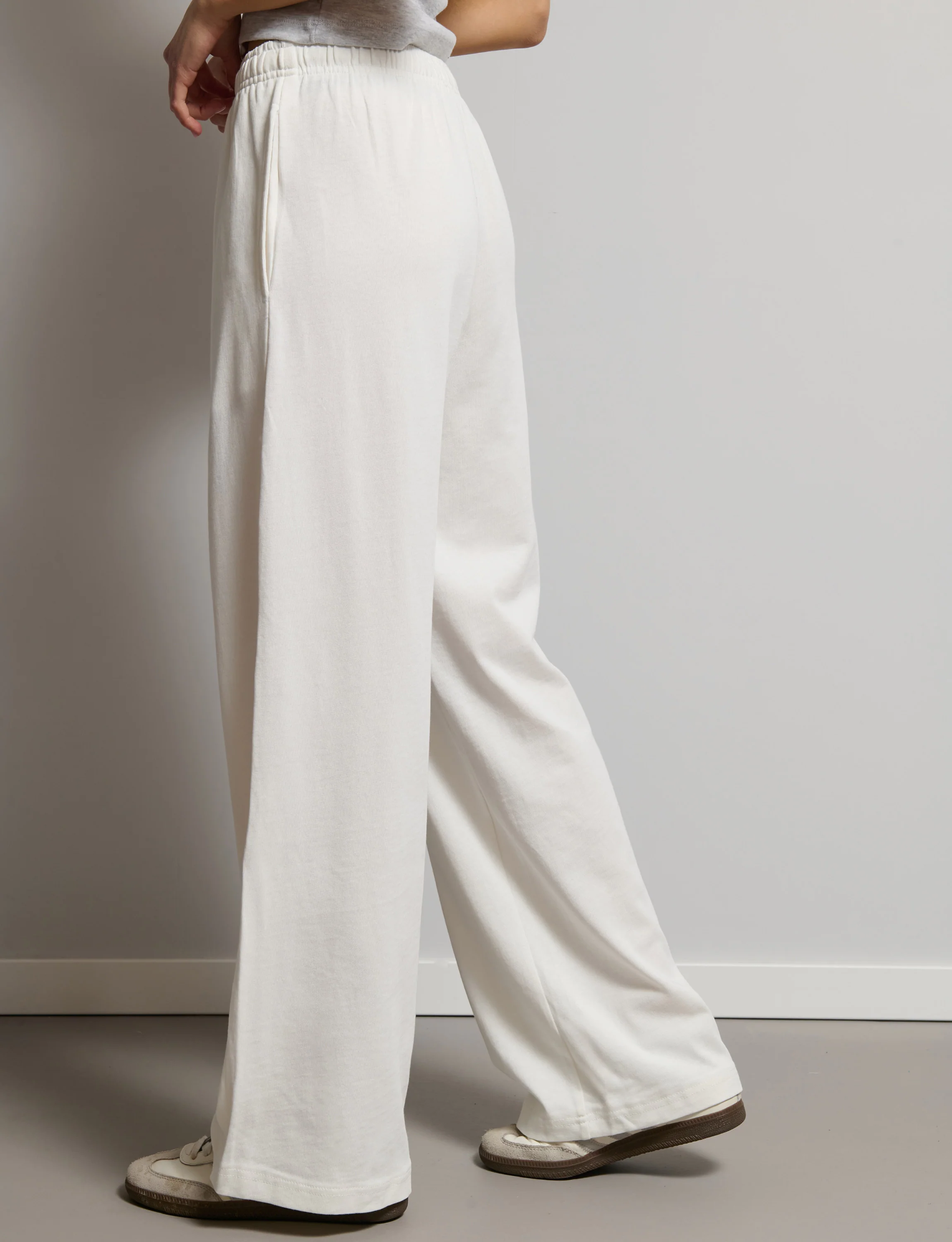 Pantalone tuta panna a gamba ampia - Image 3
