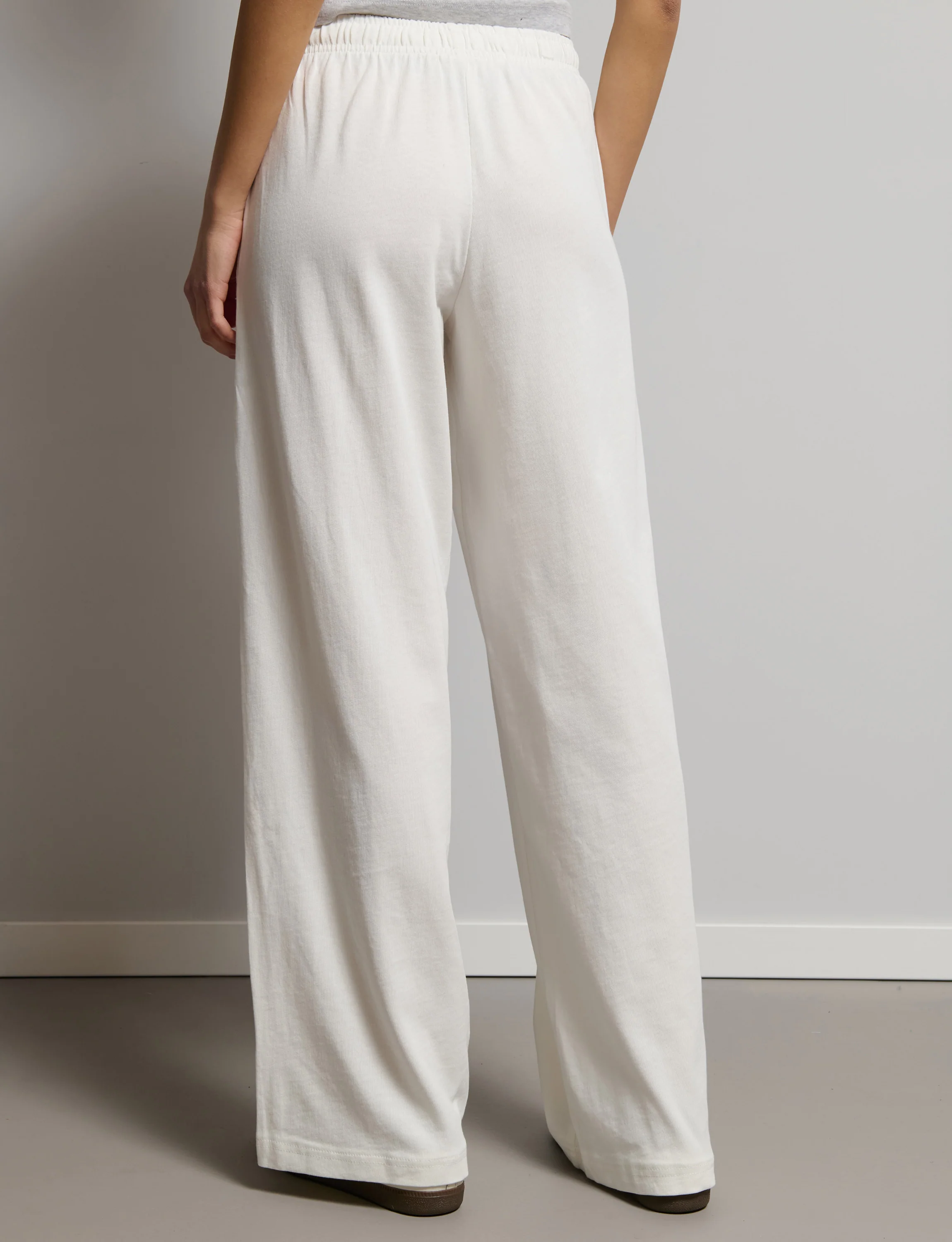 Pantalone tuta panna a gamba ampia - Image 4