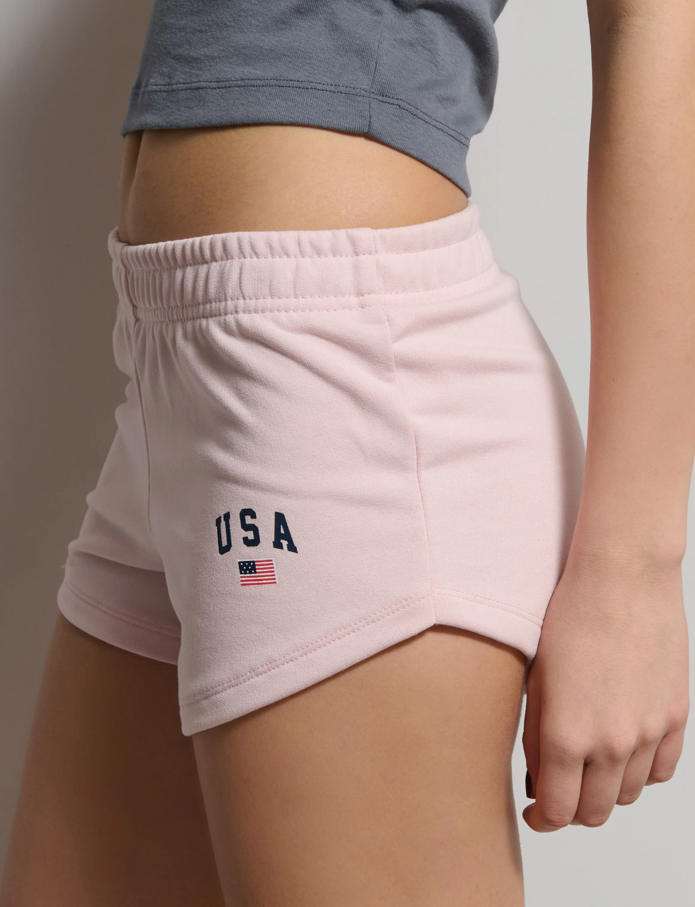 Short rosa in felpa con stampa USA - Image 2