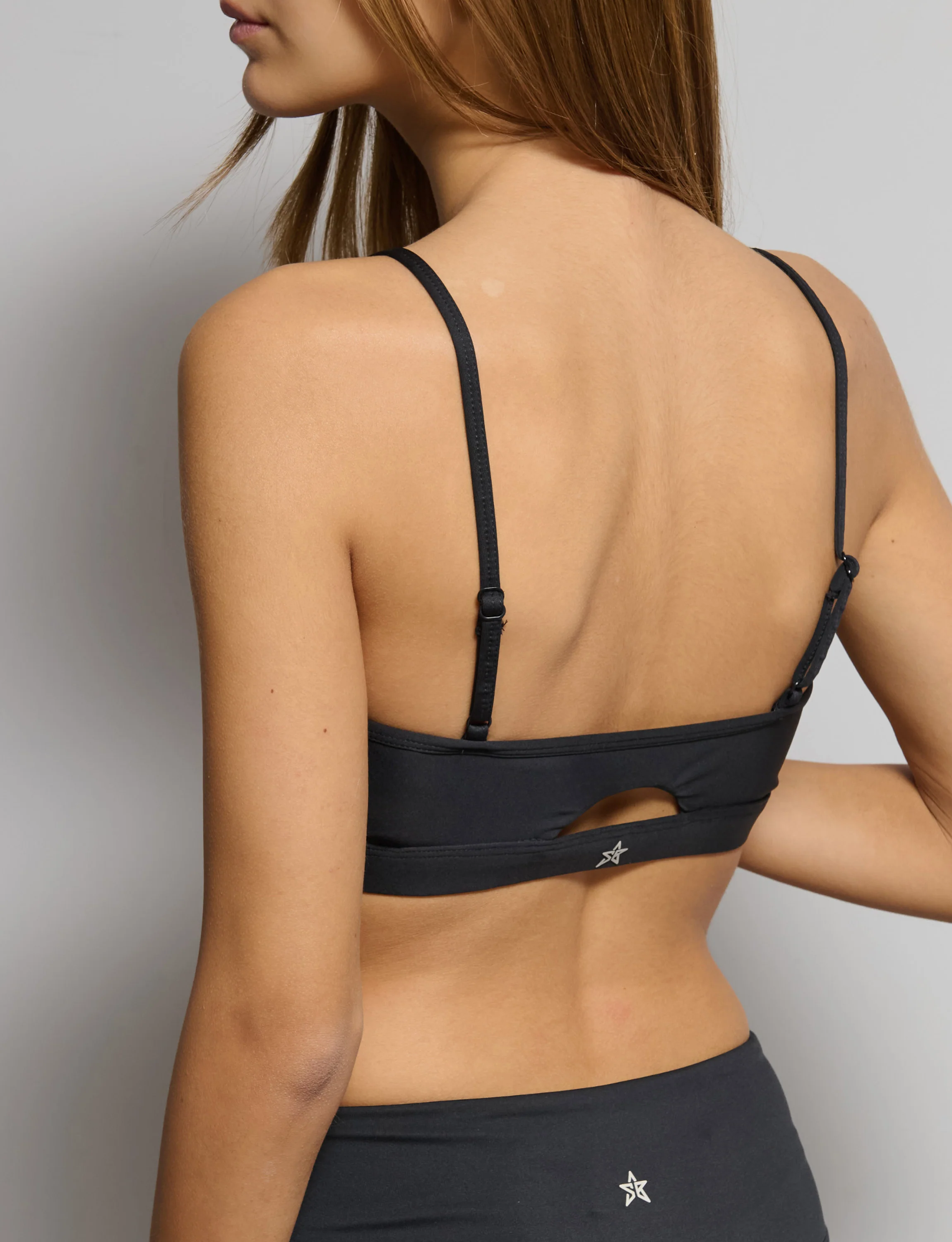 Top bralette sportivo nero - Image 3