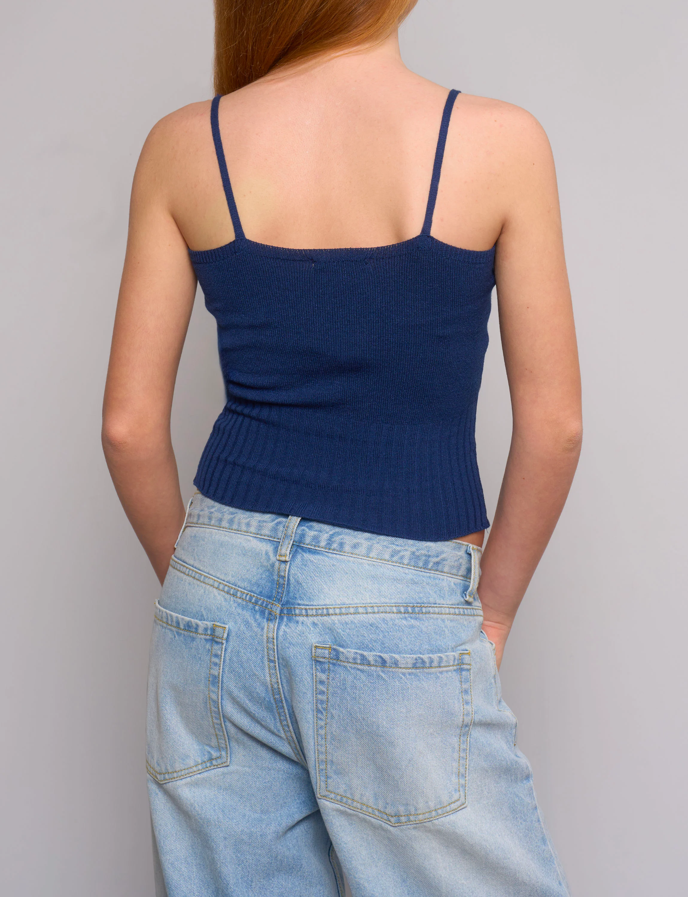 Top in maglia con fiori - Image 4