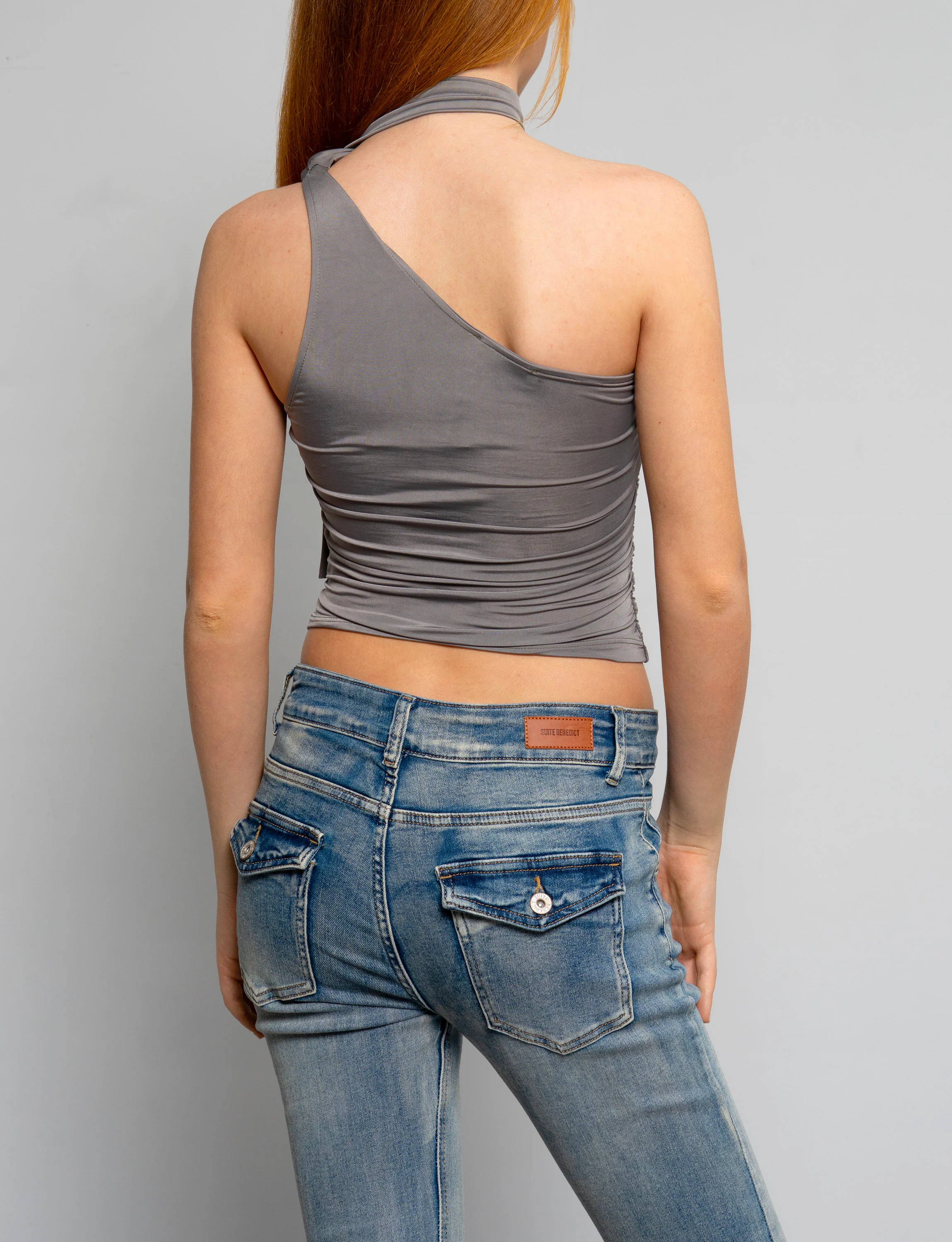 Top monospalla con fascia al collo - Image 3