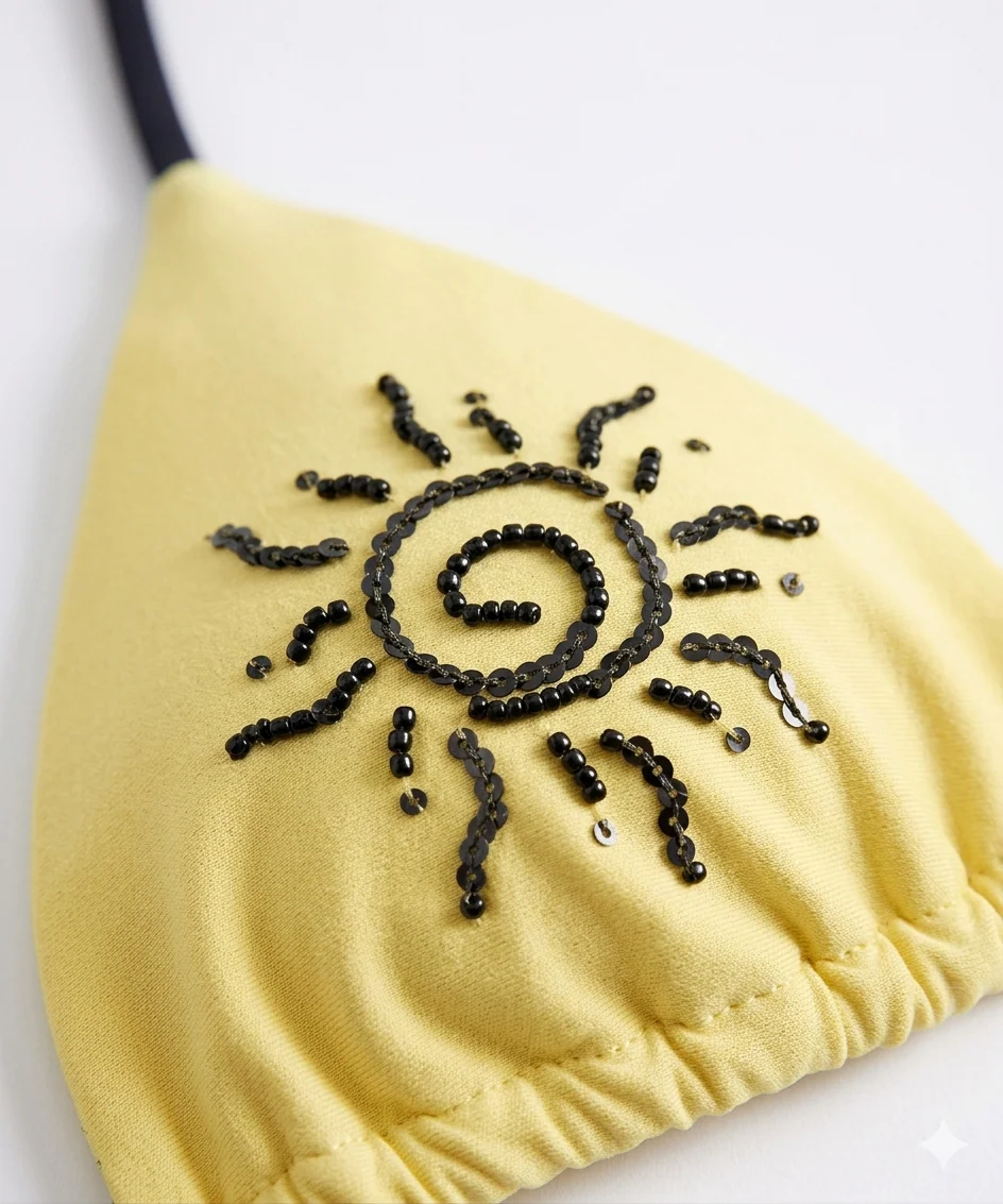 Top bikini a triangolo giallo con ricamo soli in perline - Image 4